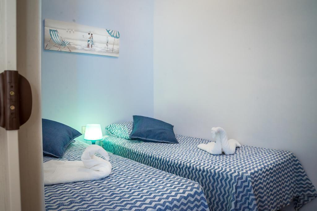 Ampuries Delta Apartment Empuriabrava Exteriör bild